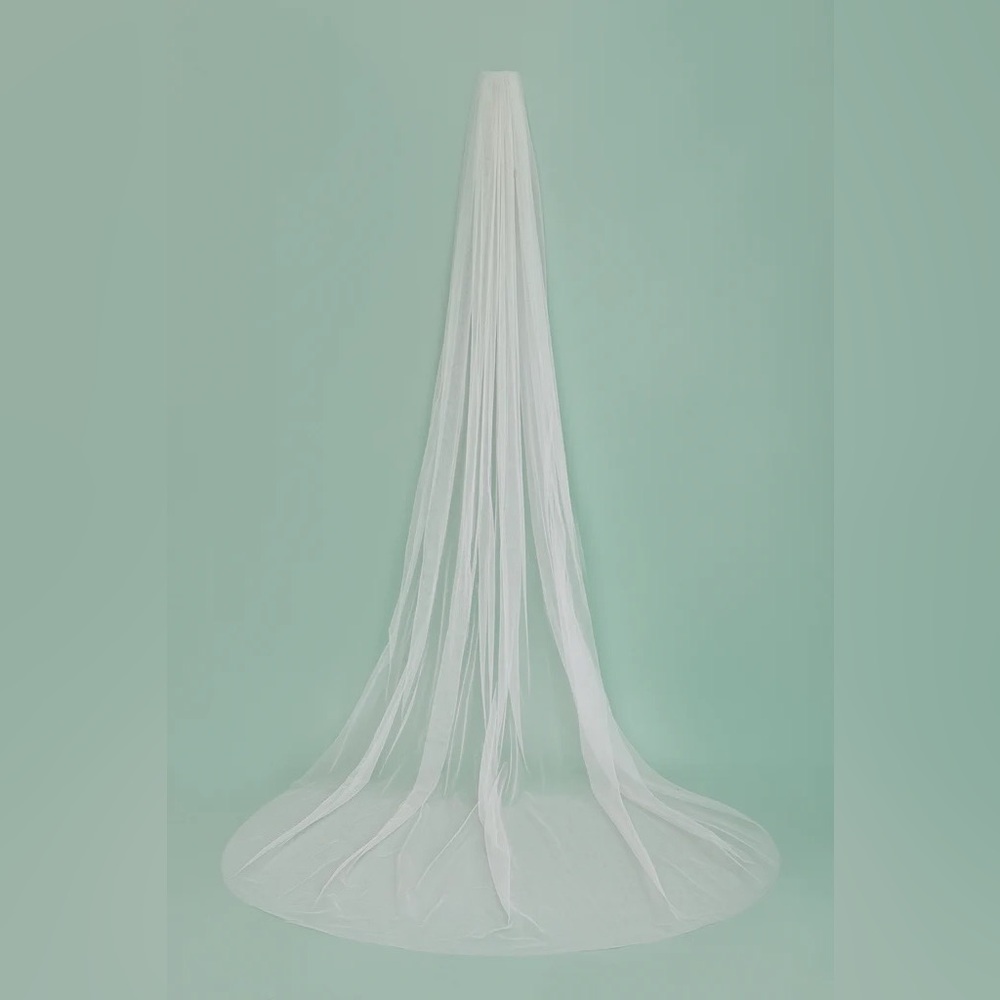 Alexandra Grecco Bridal Signature Veil